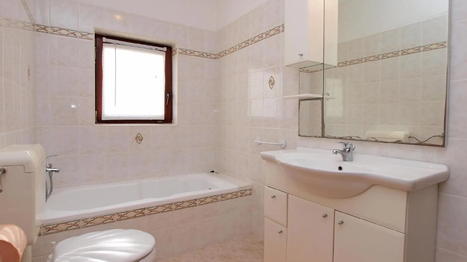 Ferienwohnung Fuer 4 Personen Ca 50 Qm In Rovinj, Istrien Istrische Riviera 0*, Rovinj